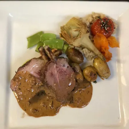 فندق Des Voyageurs Restaurant Traiteur