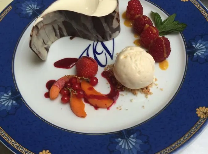 Hotel Des Voyageurs Restaurant Traiteur Bagnols (Puy-de-Dome)